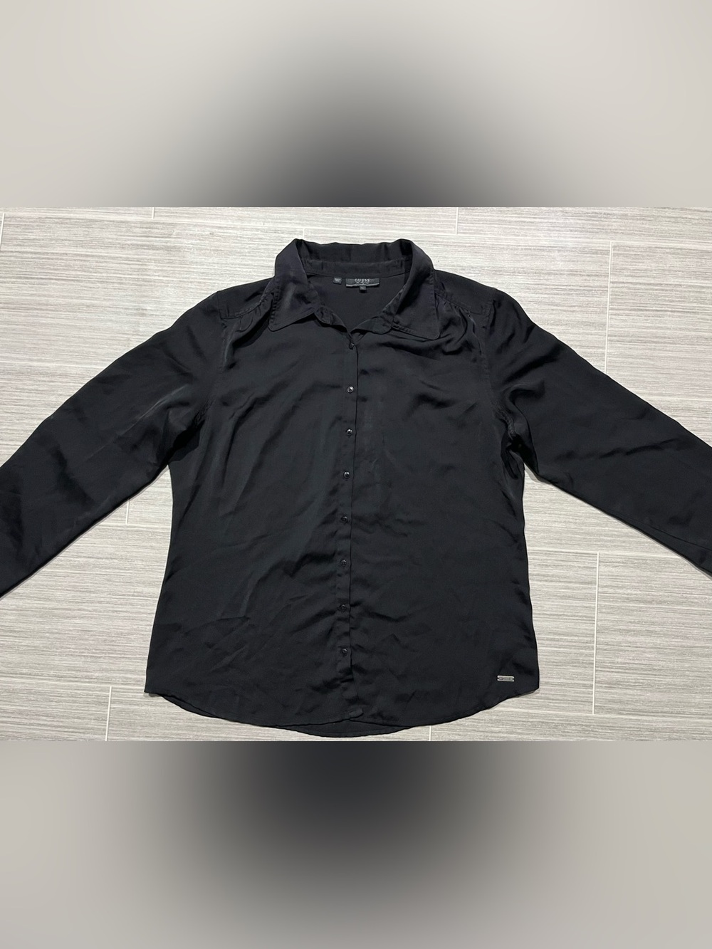 Guess Long Sleeve Black Button-Up Blouse - Large - Women’s
